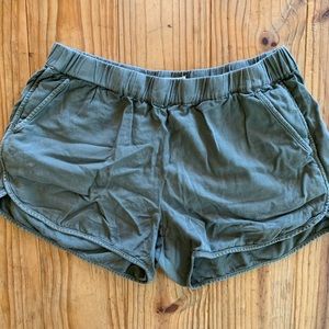 Madewell Olive Green Pull On Shorts (M)